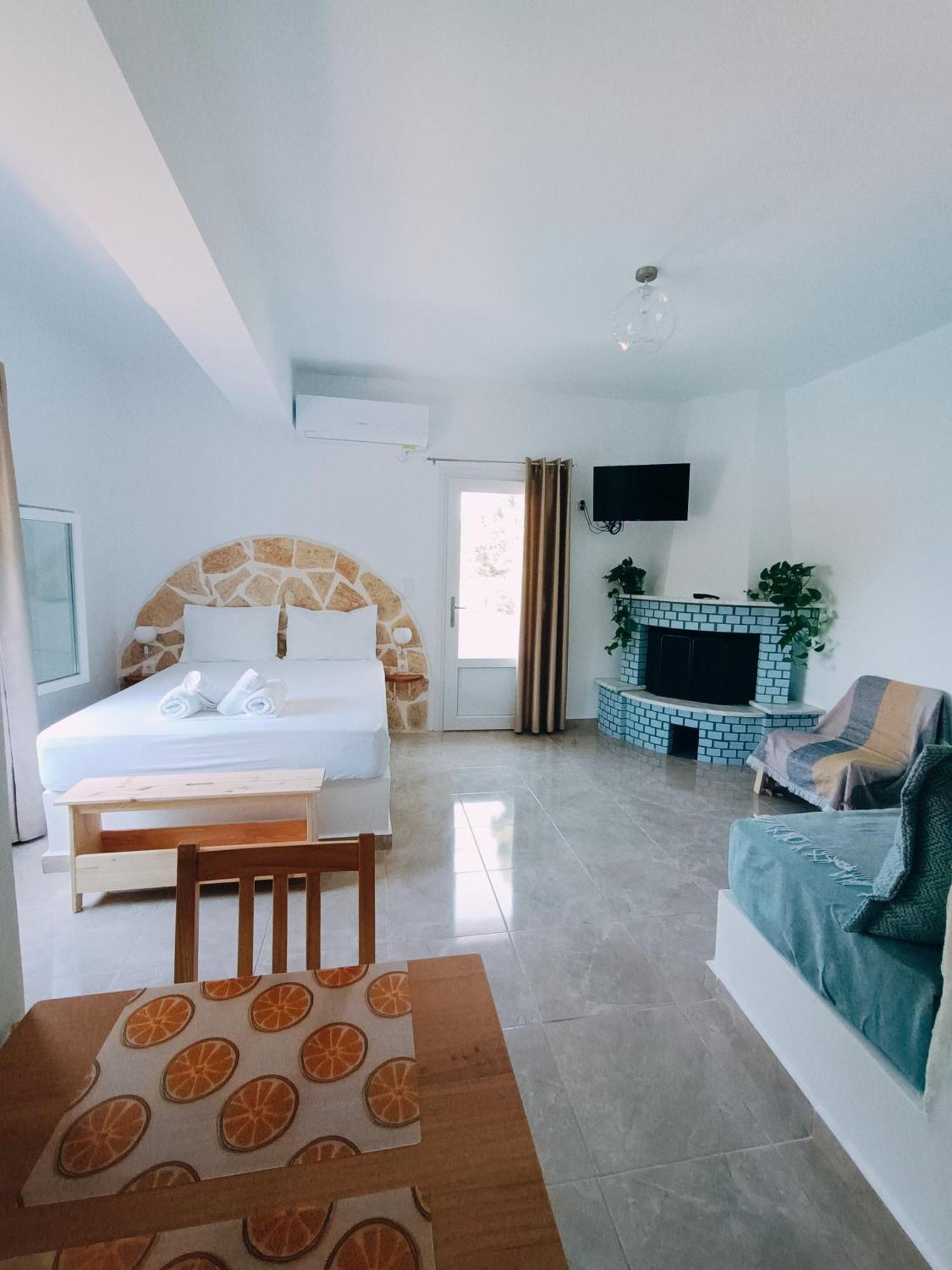 The Life Suites Limnionas  Exterior photo